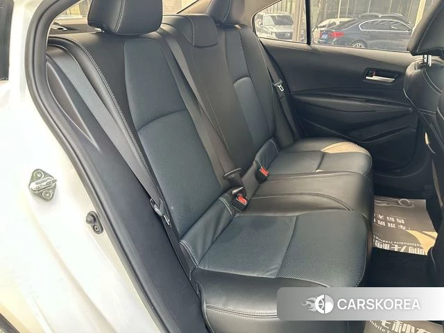 Toyota Corolla 2021 Белый из Китая, фото 2