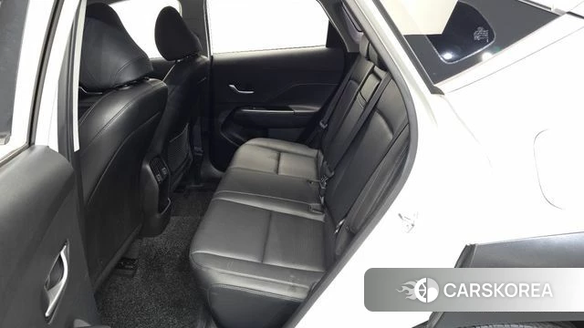 Hyundai Kona (SX2) 2023 Белый из Кореи, фото 2