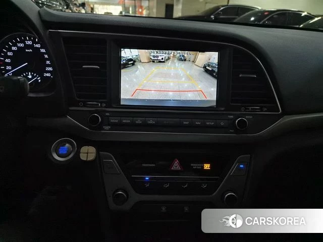 Hyundai Avante AD 2018 Серый из Кореи, фото 2