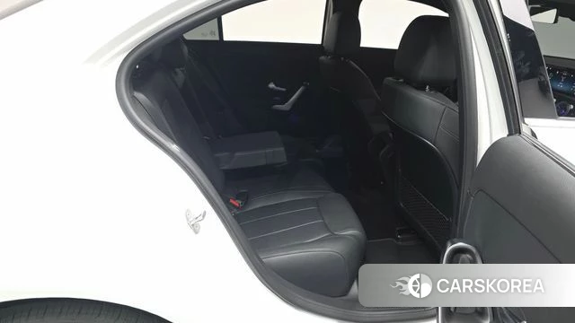 Mercedes-Benz A-Class W177 2025 Белый из Кореи, фото 2