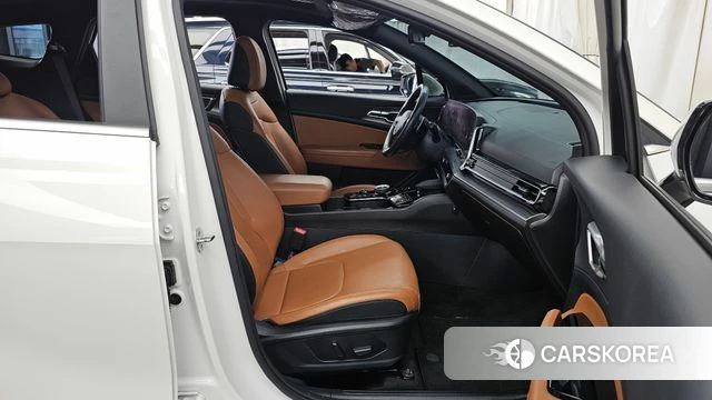 Kia Sportage 5th Generation 2022 Белый из Кореи, фото 2