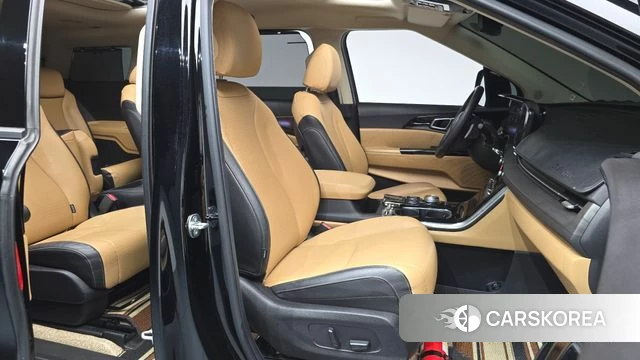 Kia Carnival 4th generation 2023 Черный из Кореи, фото 2