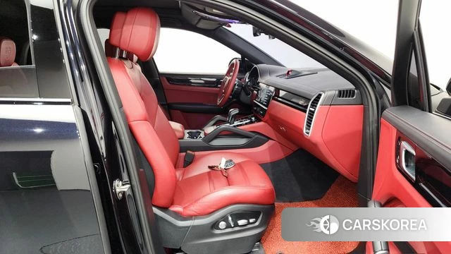 Porsche Cayenne (PO536) 2020 Черный из Кореи, фото 2