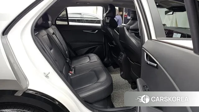 Kia Di Ol Nu Niro 2022 Белый из Кореи, фото 2