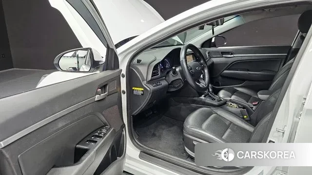 Hyundai The New Avante AD 2018 Белый из Кореи, фото 2