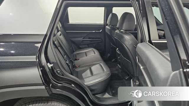 Ssangyong Torres 2022 Черный из Кореи, фото 2