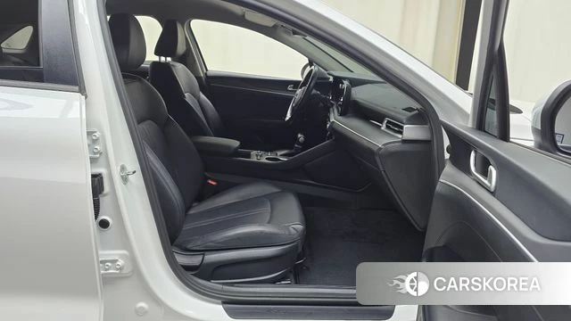 Kia K5 3rd generation 2022 Белый из Кореи, фото 2