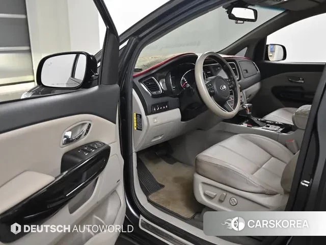 Kia The New Carnival 2019 Серый из Кореи, фото 2