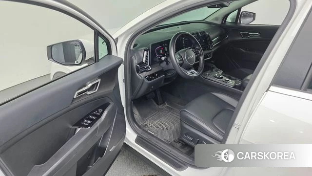 Kia Sportage 5th Generation 2022 Белый из Кореи, фото 2