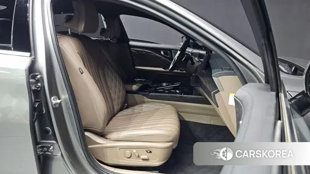 Kia K8 Hybrid 2022 Серебряный из Кореи, фото 2