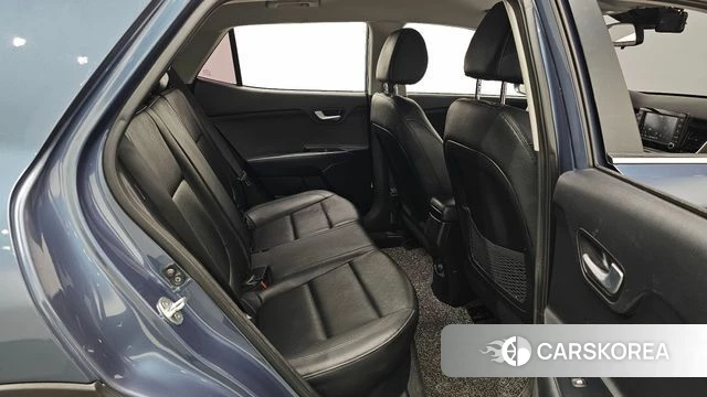 Kia Stonic 2018 Синий из Кореи, фото 2