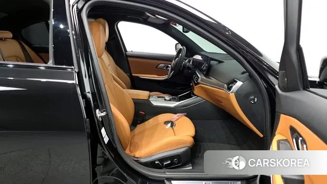 BMW 3 Series (G20) 2024 Черный из Кореи, фото 2