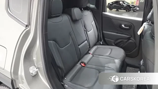 Jeep Renegade 2022 Серый из Кореи, фото 2