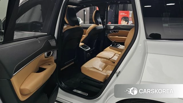 Volvo XC90 second Generation 2024 Белый из Кореи, фото 2