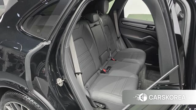 Porsche Cayenne (PO536) 2023 Черный из Кореи, фото 2