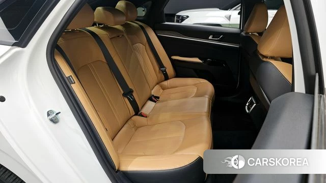 Kia K5 3rd generation 2022 Белый из Кореи, фото 2