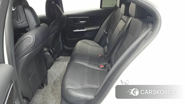 Mercedes-Benz C-Class W206 2024 Белый из Кореи, фото 2