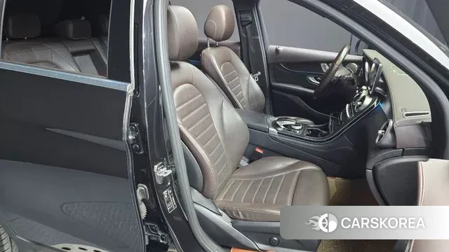 Mercedes-Benz GLC-Class X253 2018 Черный из Кореи, фото 2