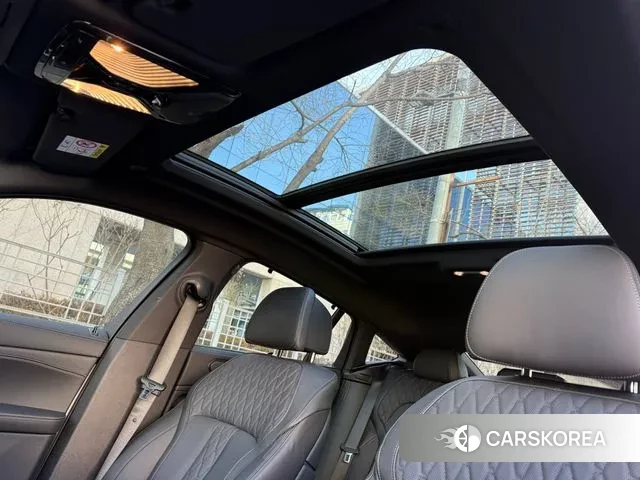 BMW X6 (G06) 2025 Белый из Кореи, фото 2