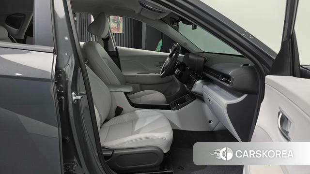 Hyundai Kona (SX2) 2025 Серый из Кореи, фото 2