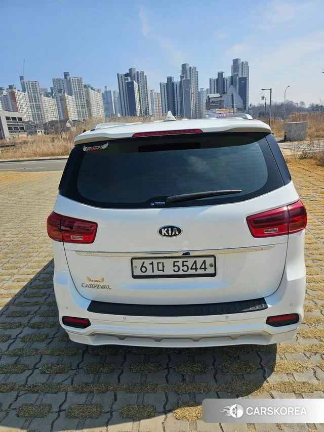 Kia The New Carnival 2019 Белый из Кореи, фото 2