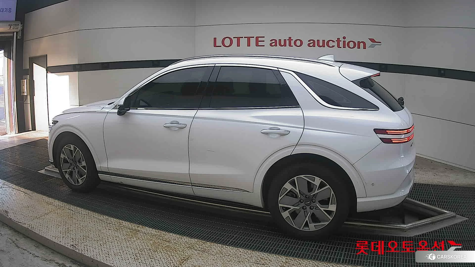 Hyundai GV70 2022 Uyuni White из Кореи, фото 2