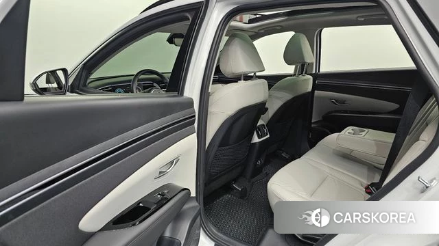 Hyundai Tucson (NX4) 2023 Белый из Кореи, фото 2