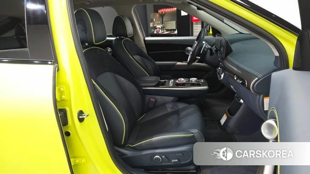 Genesis GV60 2022 Желтый из Кореи, фото 2