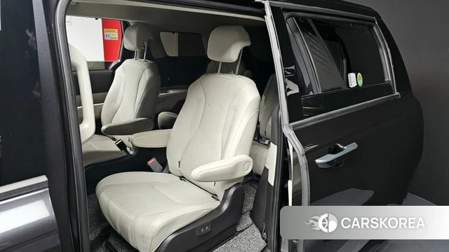 Kia Carnival 4th generation 2022 Серый из Кореи, фото 2