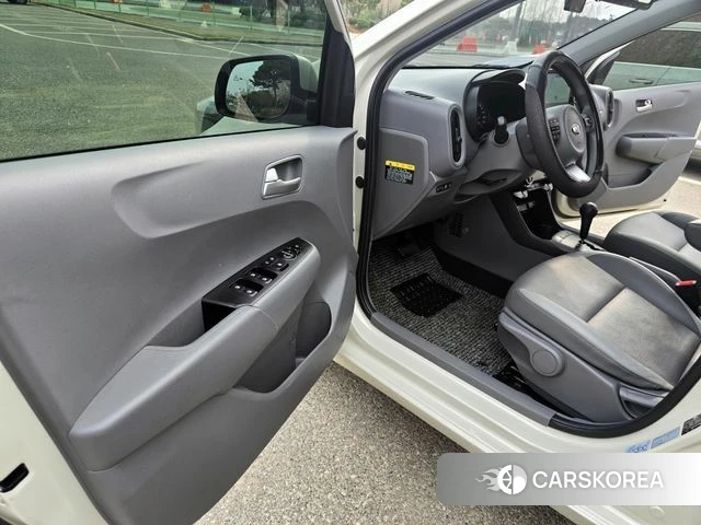 Kia Morning Urban (JA) 2021 Жемчужный цвет из Кореи, фото 2