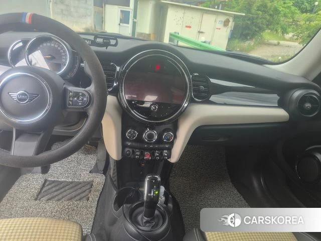 Mini Cooper 2021 Серебристо-серый из Кореи, фото 2