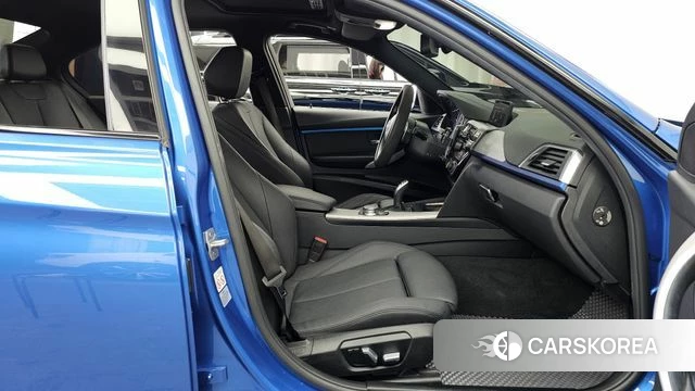 BMW 3 Series (F30) 2018 Синий из Кореи, фото 2