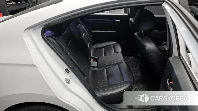 Hyundai The New Avante AD 2019 Белый из Кореи, фото 2