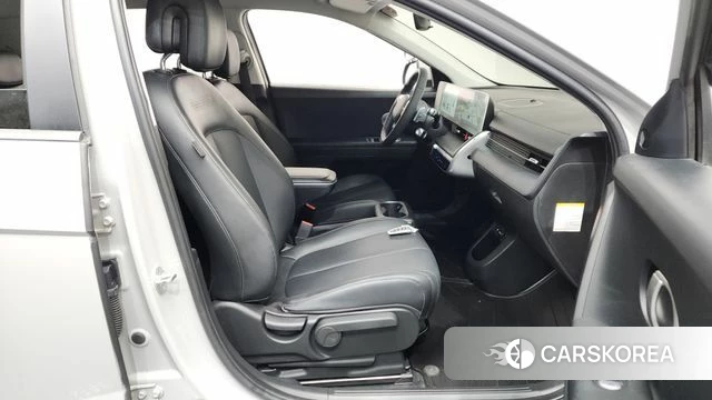 Hyundai Ionic 5 2022 Серебристо-серый из Кореи, фото 2
