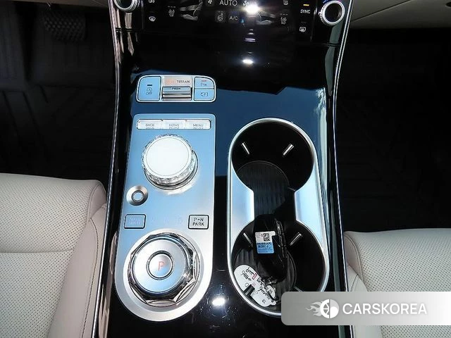 Genesis GV70 2026 Белый из Кореи, фото 2