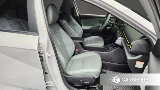 Hyundai Kona Hybrid (SX2) 2024 Серебристо-серый из Кореи, фото 2