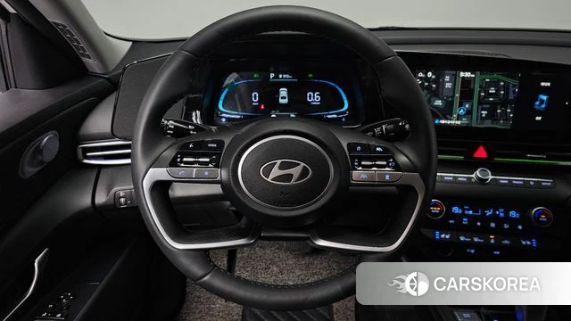 Hyundai The New Avante (CN7) 2025 Белый из Кореи, фото 2