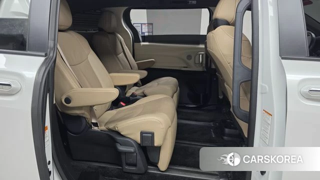 Toyota Sienna 4th Generation 2023 Белый из Кореи, фото 2