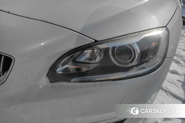 Volvo S60 2018 Белый из Китая, фото 2