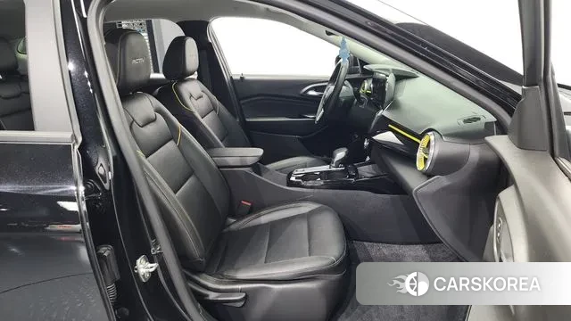 Chevrolet (GM Daewoo) Trax Crossover 2023 Черный из Кореи, фото 2