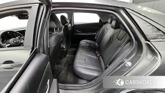 Hyundai Avante Hybrid (CN7) 2021 Серый из Кореи, фото 2