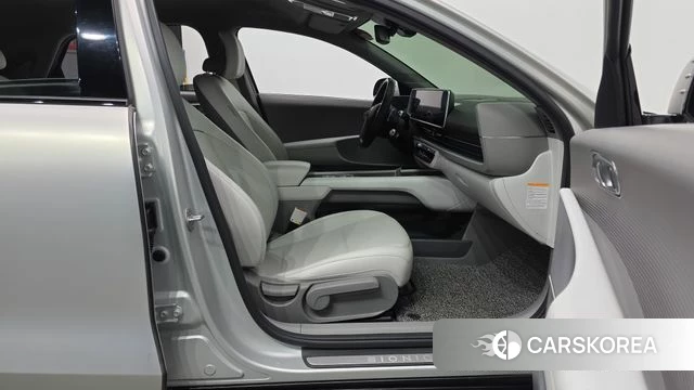 Hyundai Ionic 6 2022 Песочный из Кореи, фото 2