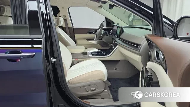 Kia Carnival 4th generation 2022 Фиолетовый из Кореи, фото 2