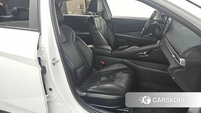 Hyundai Avante (CN7) 2022 Белый из Кореи, фото 2