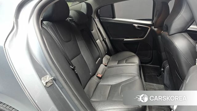 Volvo S60 2018 Серый из Кореи, фото 2
