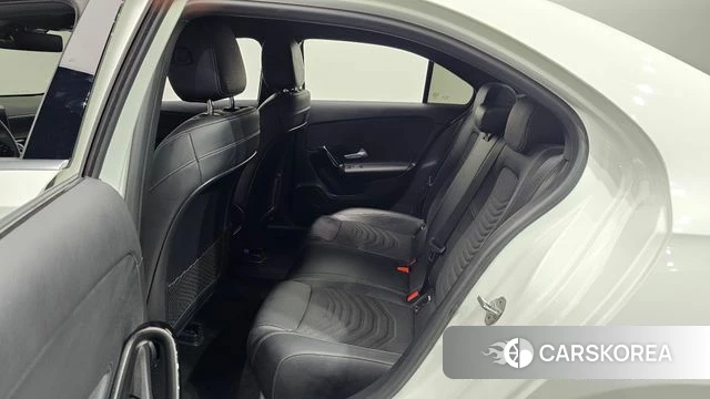 Mercedes-Benz A-Class W177 2020 Белый из Кореи, фото 2