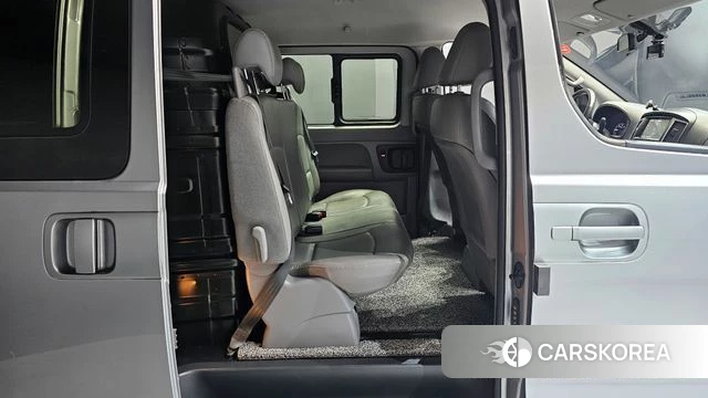 Hyundai The New Grand Starex 2018 Серебряный из Кореи, фото 2