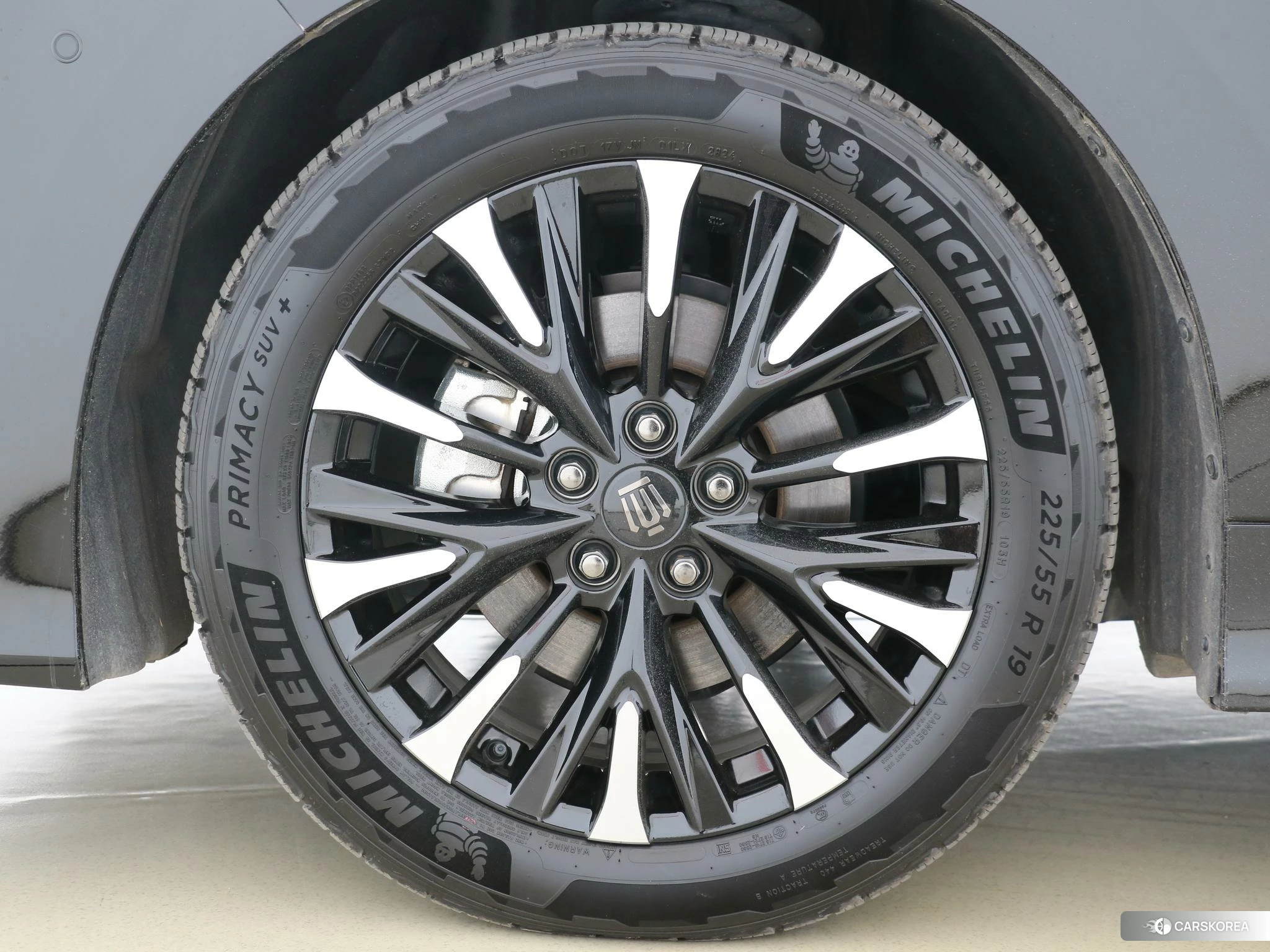 Toyota Vellfire 2023 Черный из Китая, фото 2