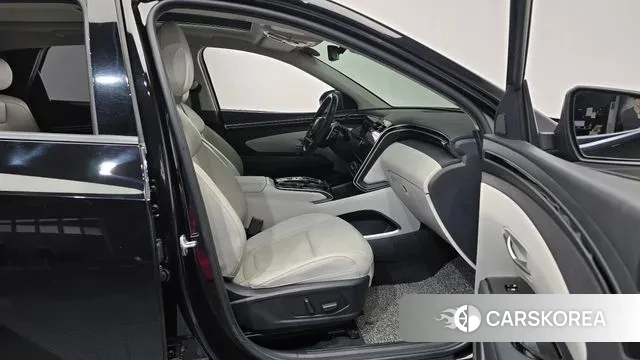 Hyundai Tucson (NX4) 2022 Черный из Кореи, фото 2