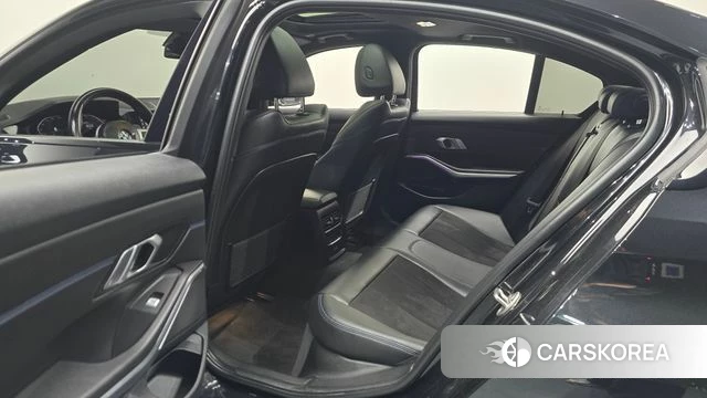 BMW 3 Series (G20) 2021 Черный из Кореи, фото 2